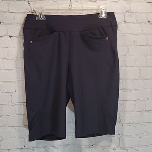 Tail white label navy blue bermuda pull on golf shorts